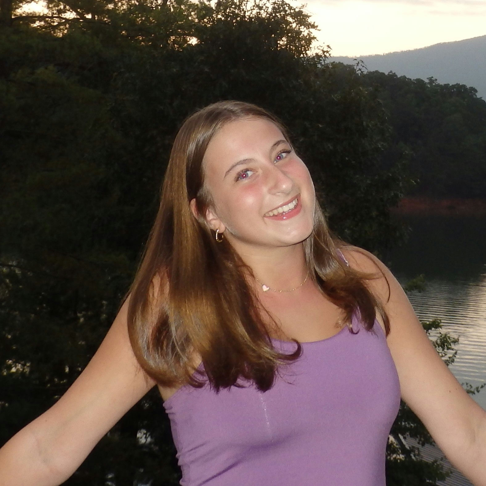 Profile picture of Mira Luft