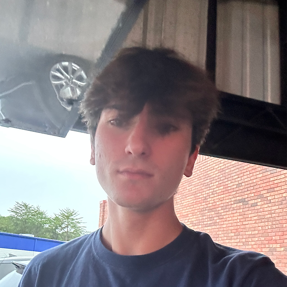 Profile picture of Gavin Bossak
